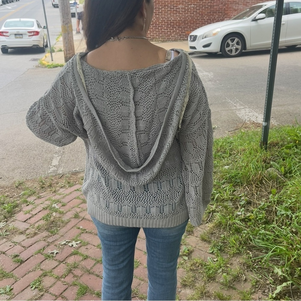 POL new Crochet grey Knit Women's Sweater sz M L $58 - Picture 5 of 5